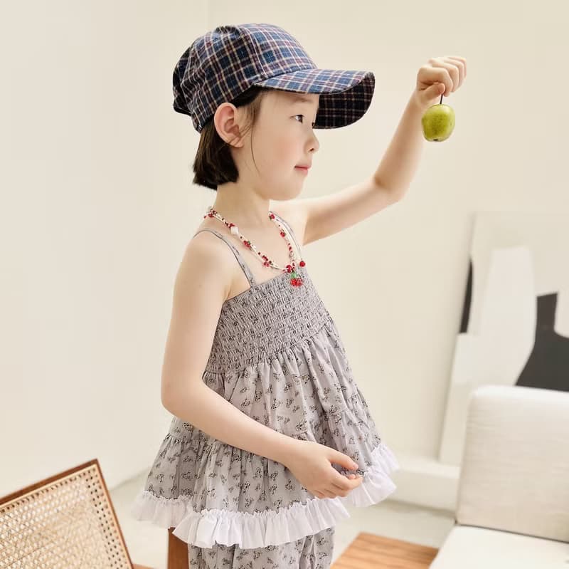 夏季小碎花淑女背心上衣 / 童裝