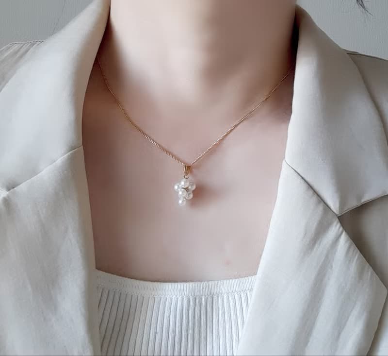 K18　ペンダント　ぶどう　ベビーパール　あこや真珠　チェーンネックレス　パールネックレス　日本の真珠　pearl necklace　珍珠項鍊　珍珠项链　진주