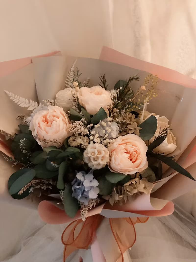 永生花 乾燥花 永生玫瑰花 康乃馨花束 紀念日禮物 求婚花束 告白