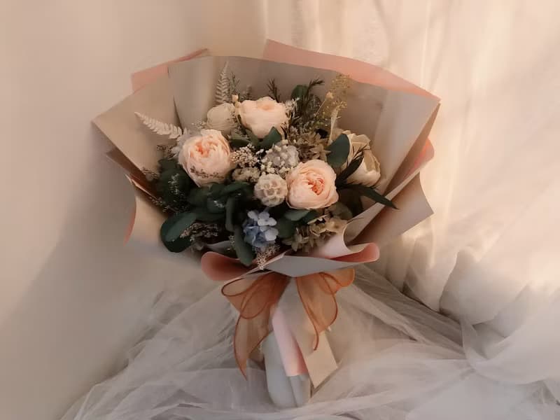 永生花 乾燥花 永生玫瑰花 康乃馨花束 紀念日禮物 求婚花束 告白