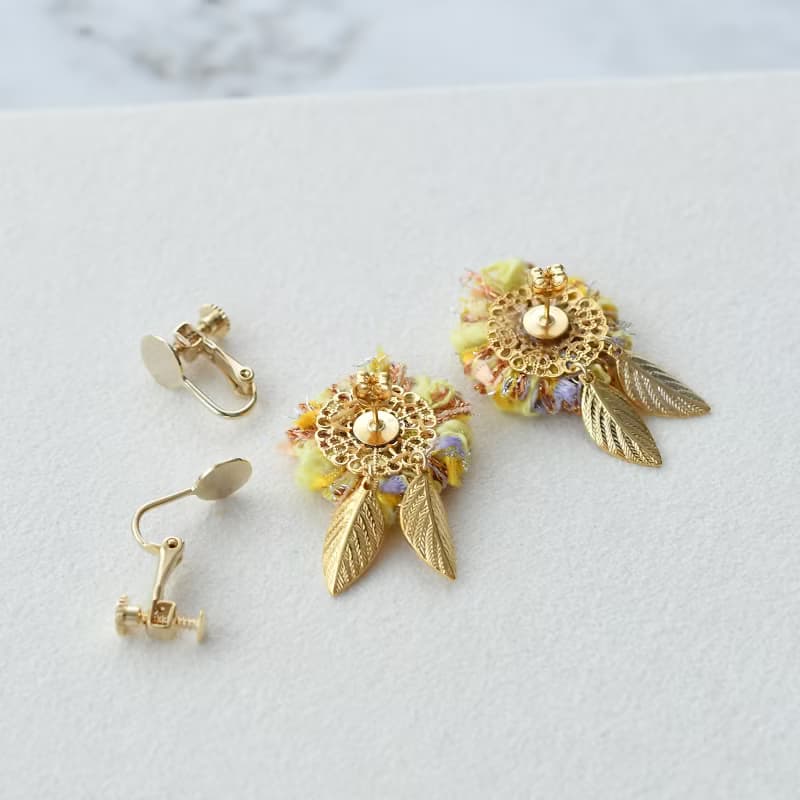 なつ　ひまわりタッセルピアス・イヤリング