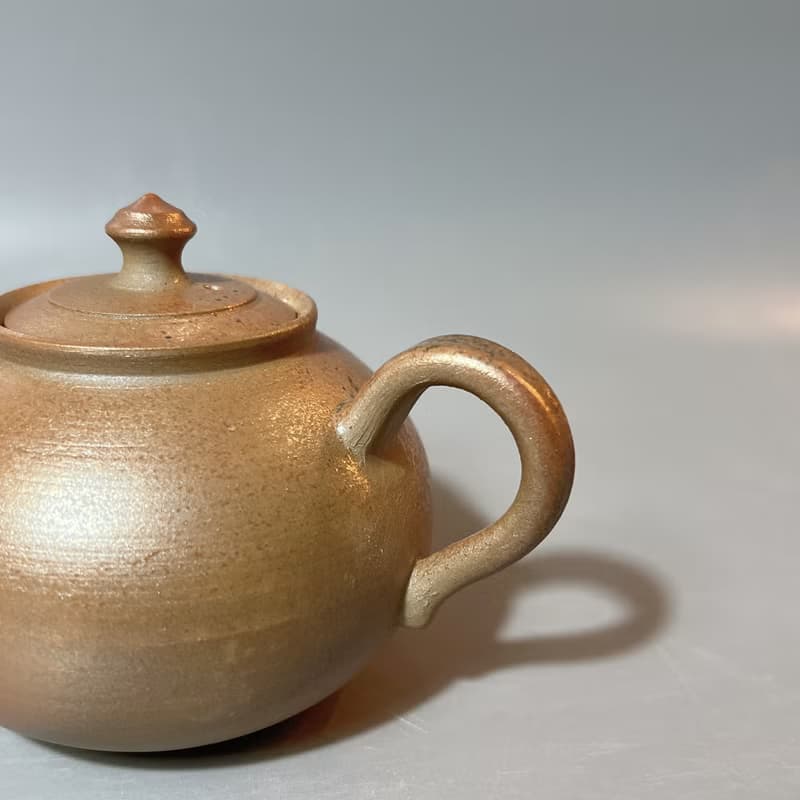 柴燒古樸落灰金彩茶壺 / 小平凡手作