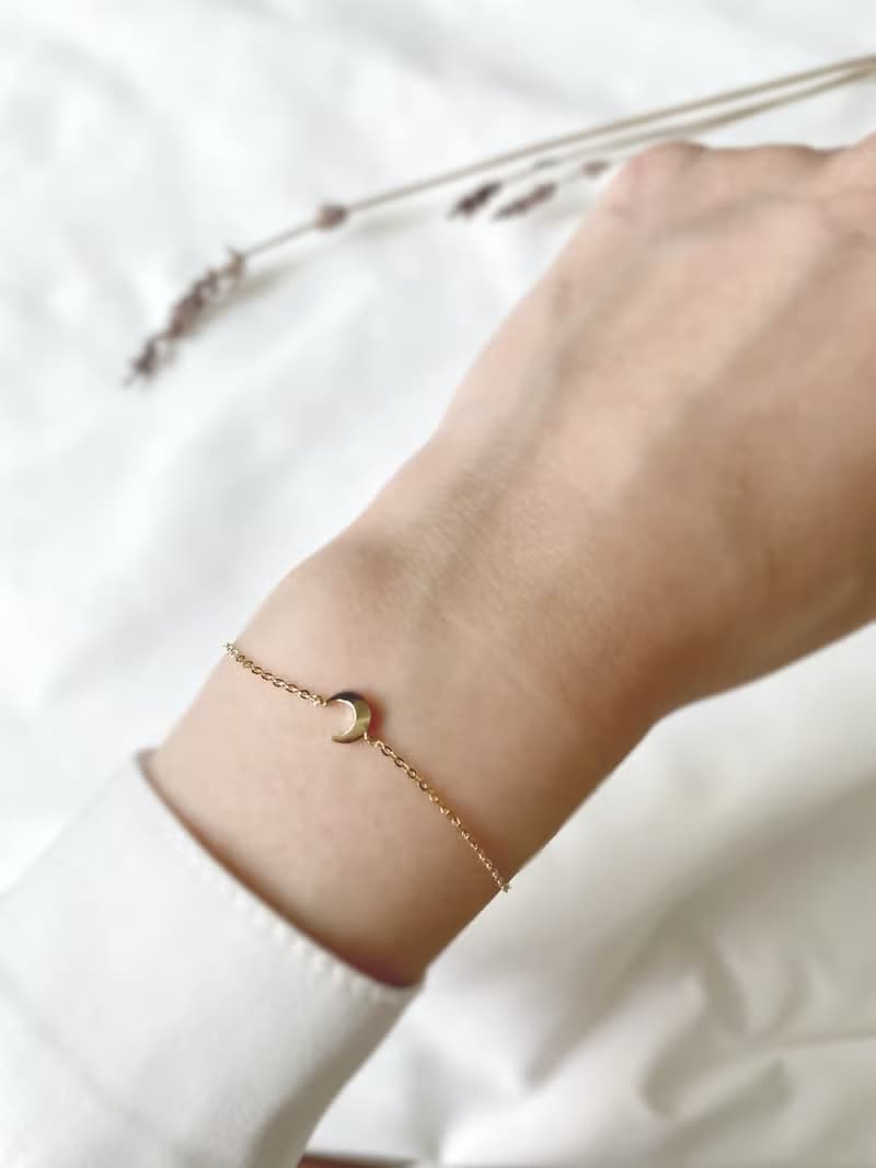 月牙亮面14K金手鍊