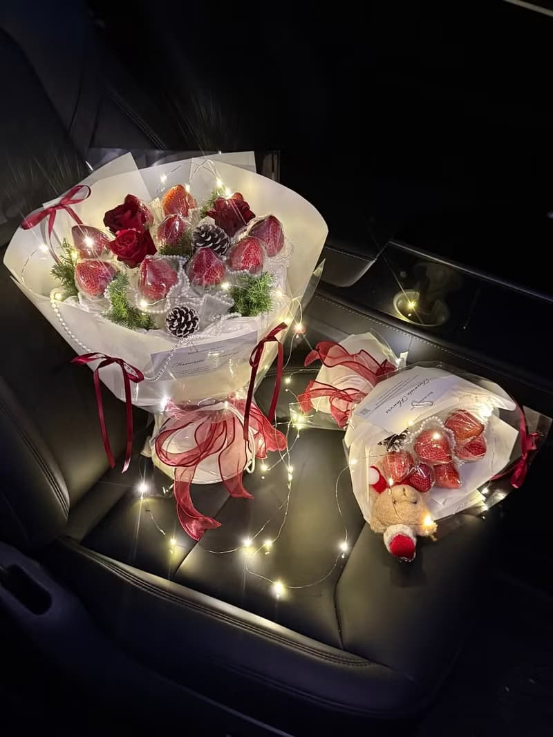 WANYI草莓玫瑰花束 不能莓有你 草莓花束 草莓花 鮮花 聖誕節