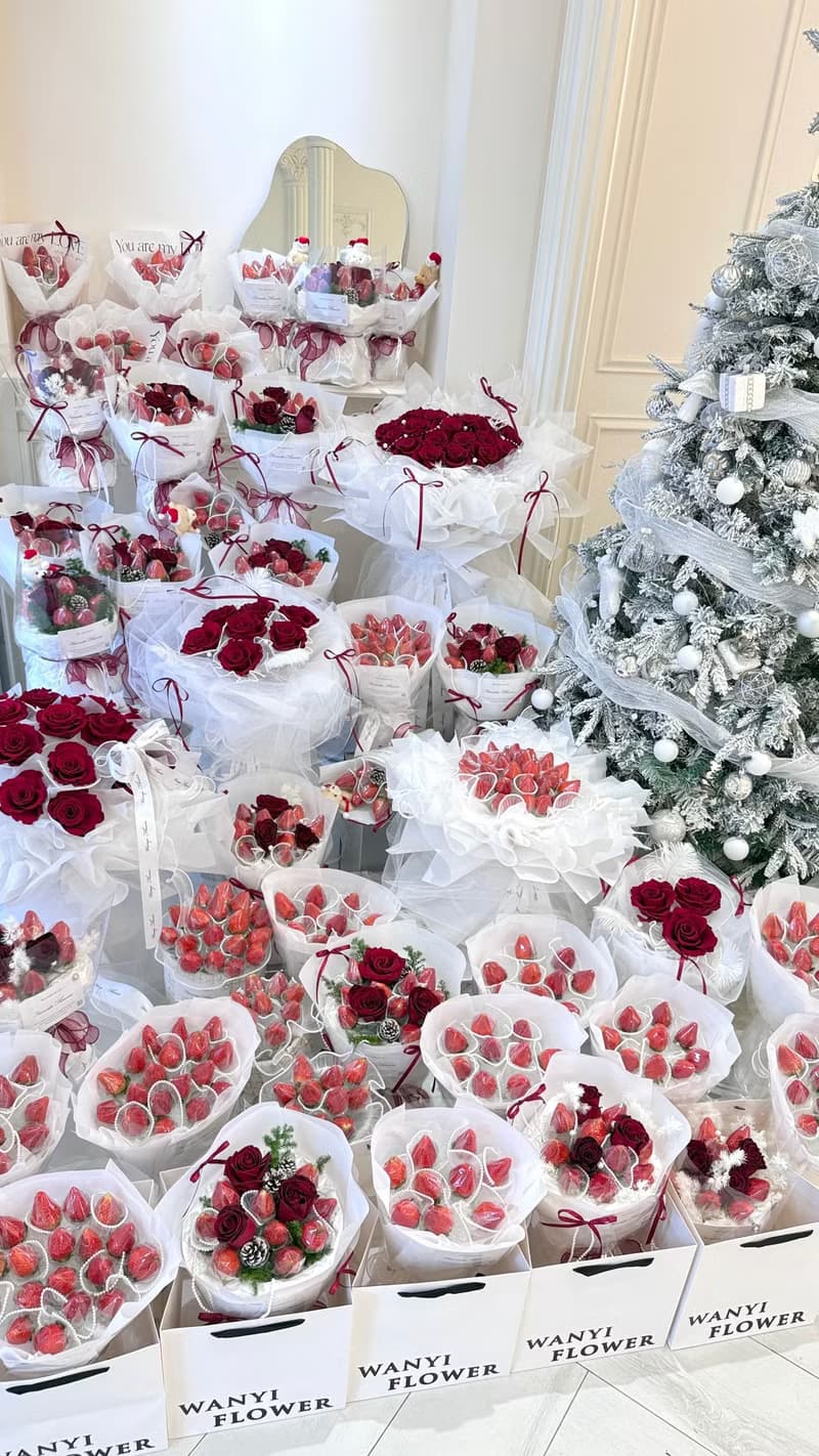 WANYI草莓玫瑰花束 不能莓有你 草莓花束 草莓花 鮮花 聖誕節