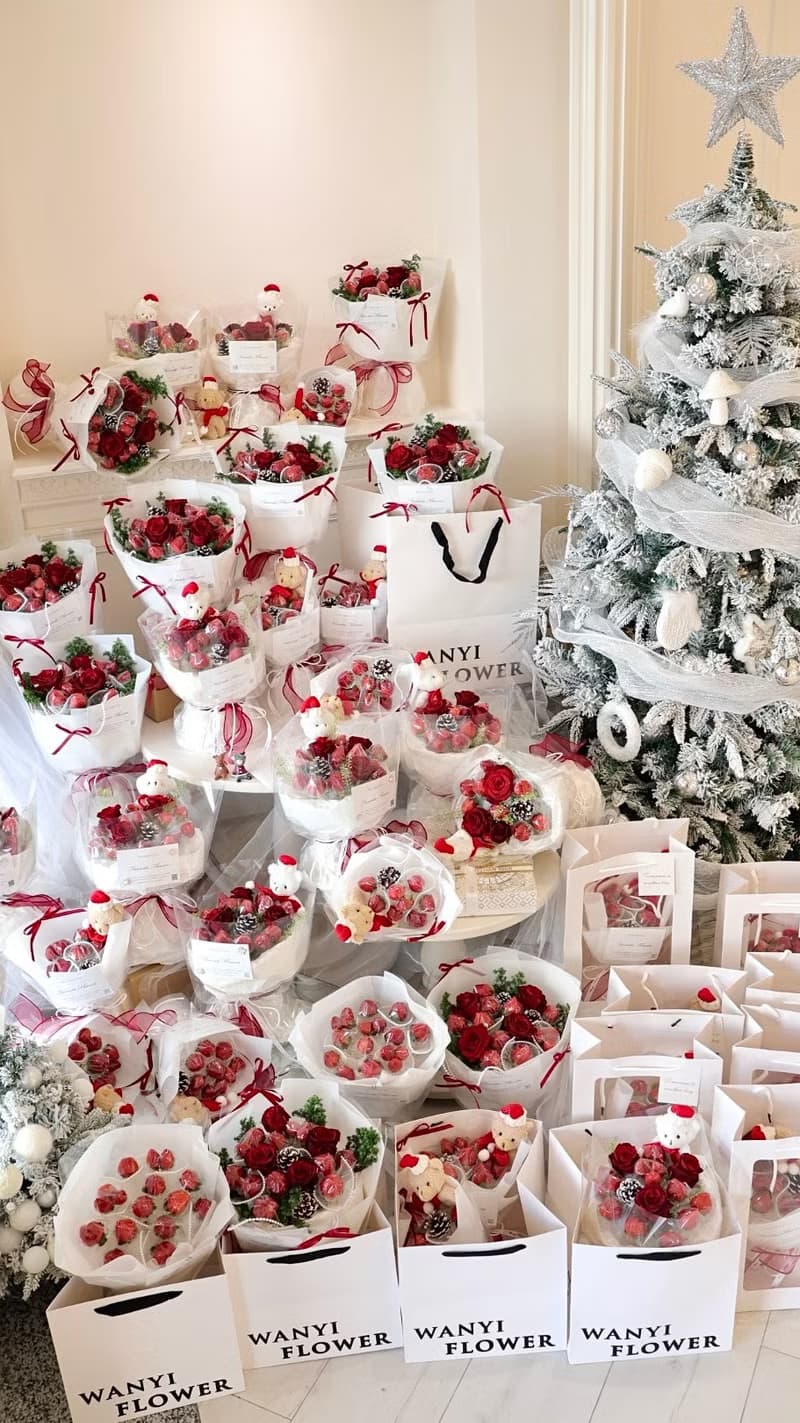 WANYI草莓玫瑰花束 不能莓有你 草莓花束 草莓花 鮮花 聖誕節