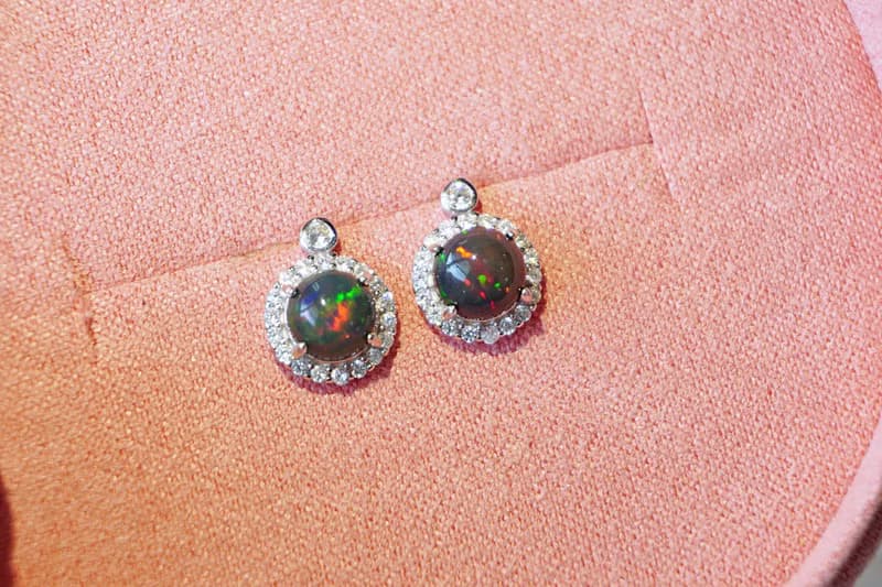 Natural Black Opal Sterling Silver 925 with White gold plated.