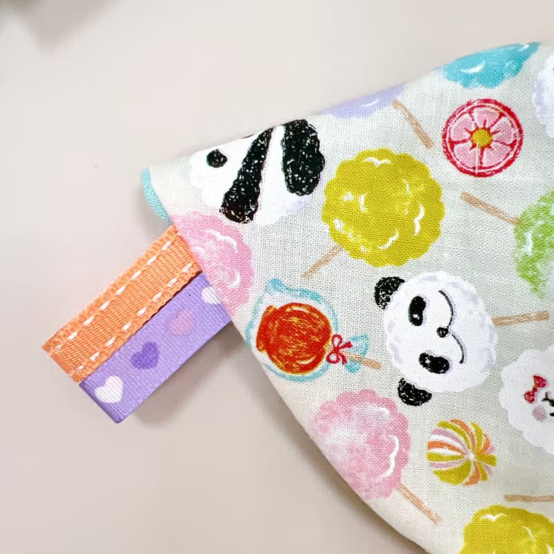 彌月禮盒 童趣棒棒糖 贈送禮盒包裝與提袋 寶寶手搖鈴 圍兜