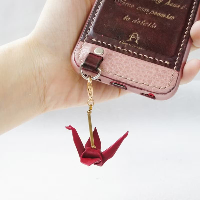 摺紙系列-真皮千紙鶴幸福手機吊飾(一隻)-共8色