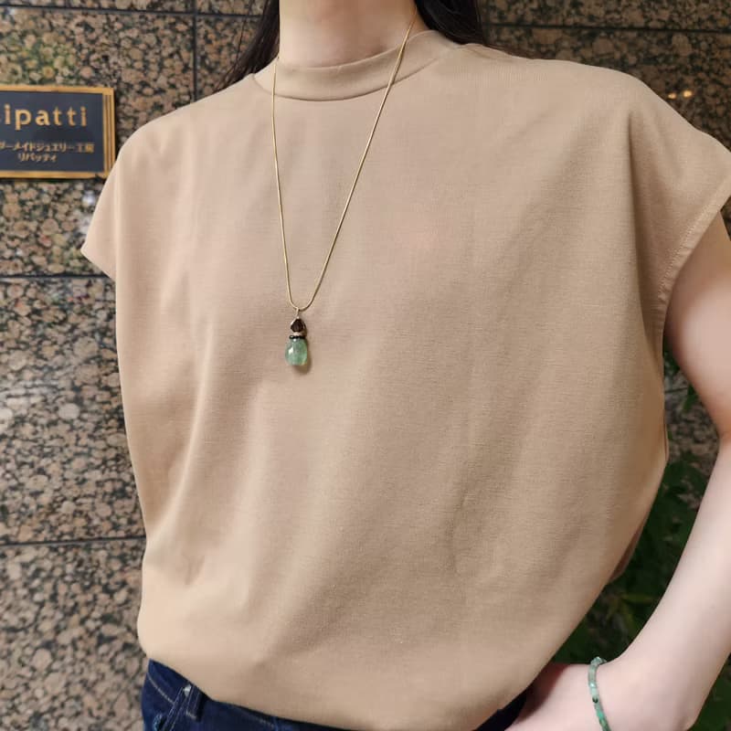 グリーンフローライトによる香水瓶風のネックレス・サージカルステンレススライド60cm　Perfume bottle