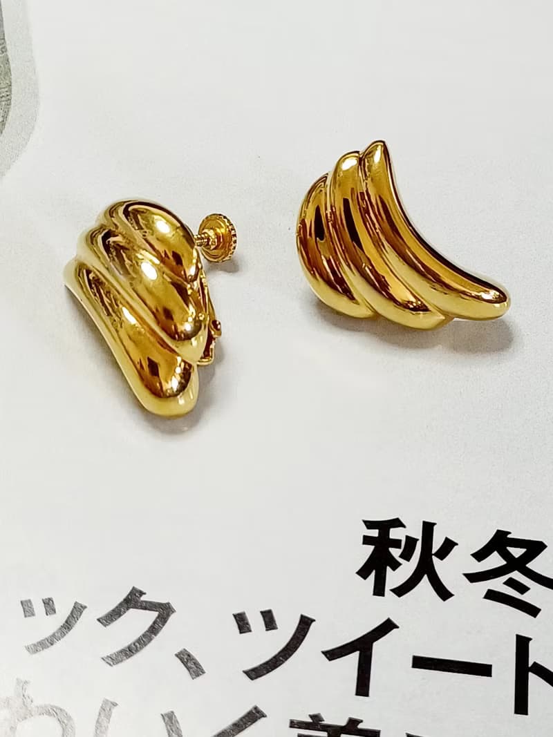 vintage jewelry  NAPIER 立體金色羽翼 夾式耳環