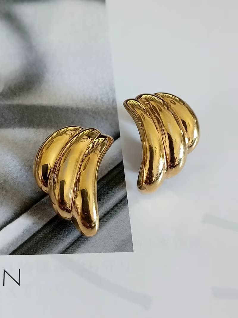 vintage jewelry  NAPIER 立體金色羽翼 夾式耳環