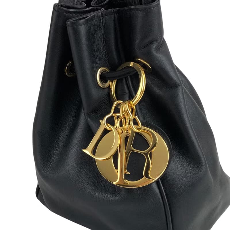 【 日本直送　名牌中古包 】Christian Dior クリスチャン ディオール ハンドバッグ ブラック チャーム レザー ミニバッグ 巾着 vpeaup