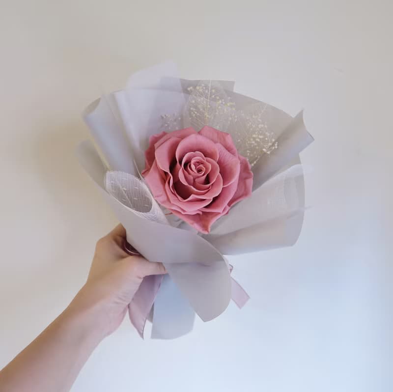 高人氣 厄瓜多永生玫瑰花束 新色登場 / 永生花 乾燥花 求婚 送禮
