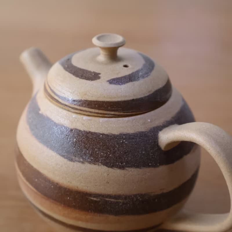 耳朵餅乾 手工陶高帽茶壺