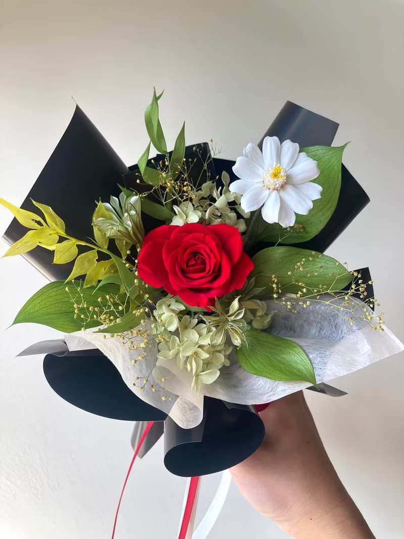 韓系自然風不凋花-永生玫瑰花束。情人節七夕生日禮物