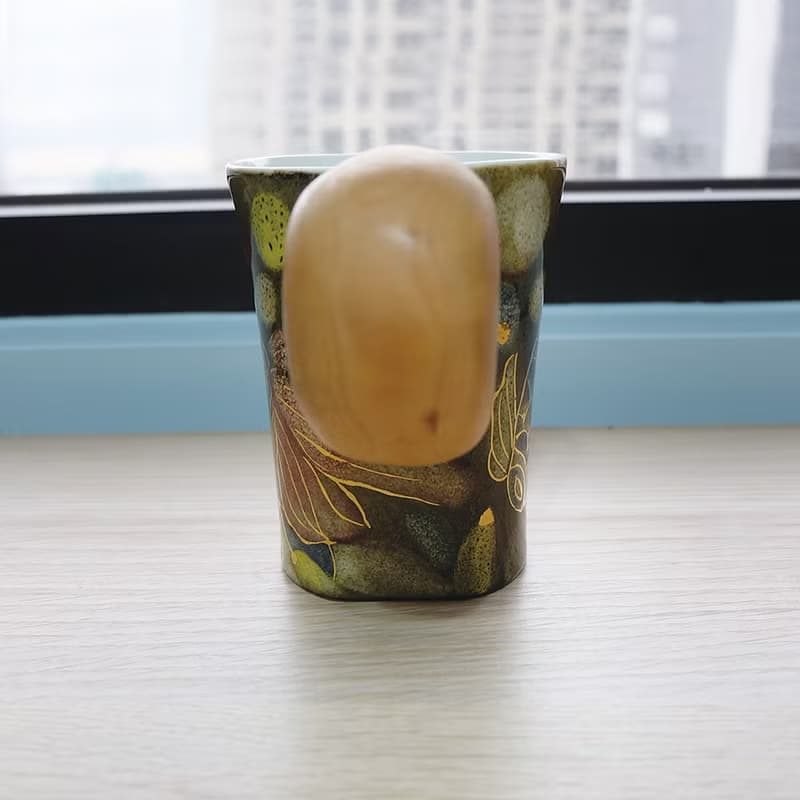 手工燒製。奇幻金魚木把手繪馬克杯。