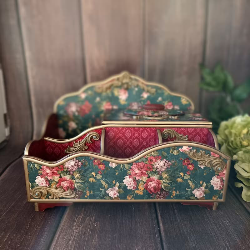 Red desktop organizer, Green organizer, storage holder, European classics style