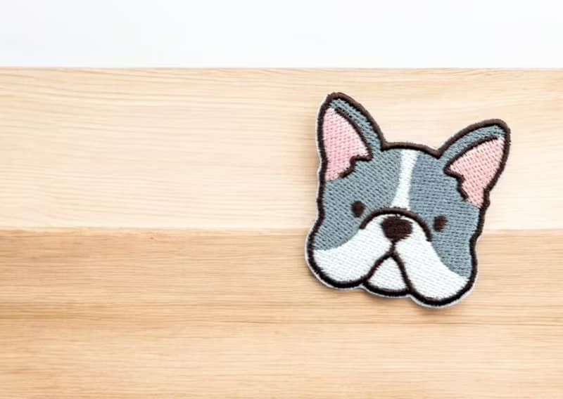個人化全彩姓名刺繡行李飄帶-法鬥