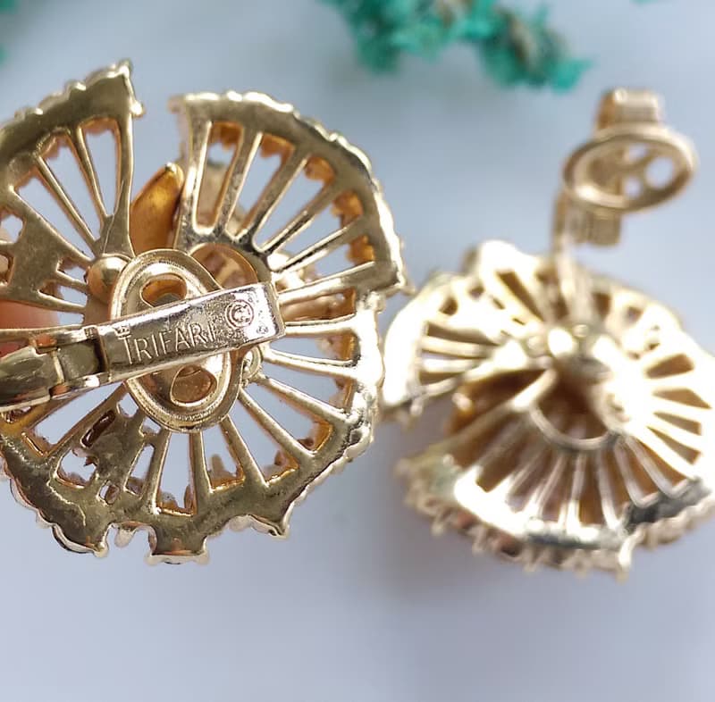 Vintage Jewelry 西洋古董飾品 TRIFARI 燦爛花形 夾式耳環
