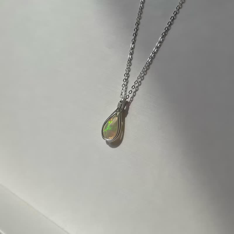 歐泊水滴吊墜十月生辰石誕生石項鍊 手工純銀鑲嵌天然石項鍊