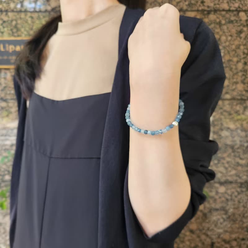 アクアマリンの一連ブレスレット　Melville