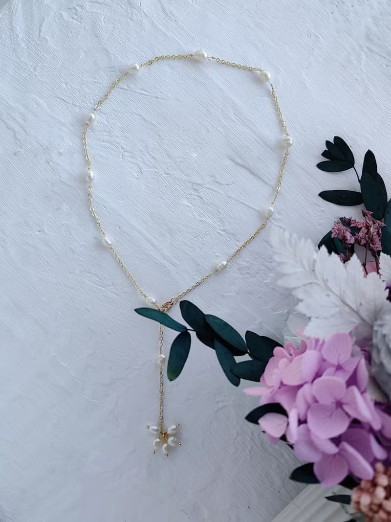 Pearl Y Lariat Necklace in14K Gold Filled. Pearl Drop Lariat.