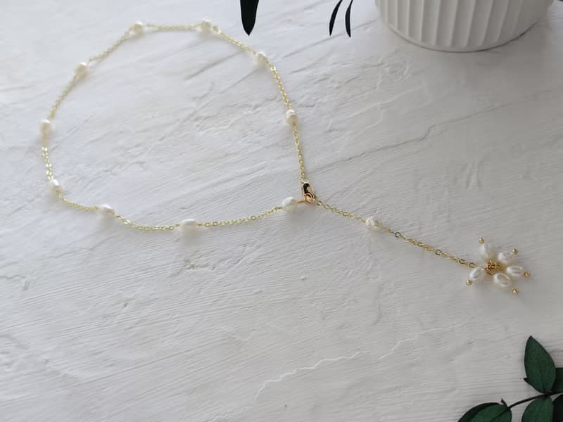 Pearl Y Lariat Necklace in14K Gold Filled. Pearl Drop Lariat.