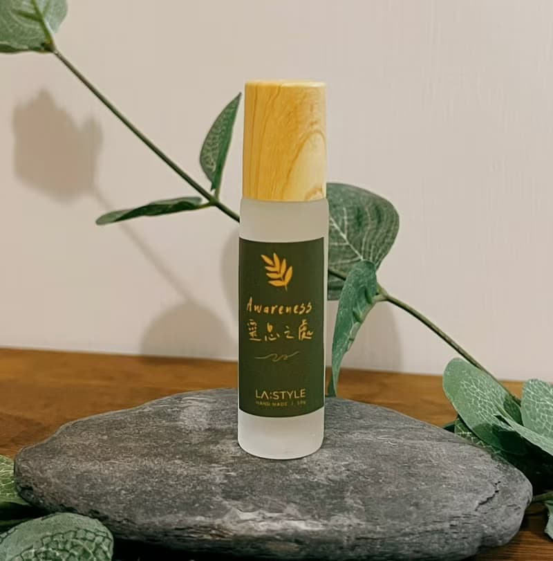隨身瓶 | 舒壓天然精油滾珠 - 靈息之處  AWARENESS | 10ml