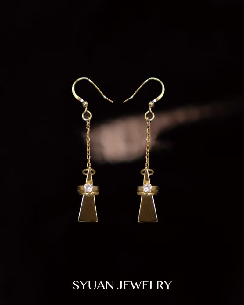 Pyramid 金字塔— 金字塔鋯石項鍊生日 情人節禮物