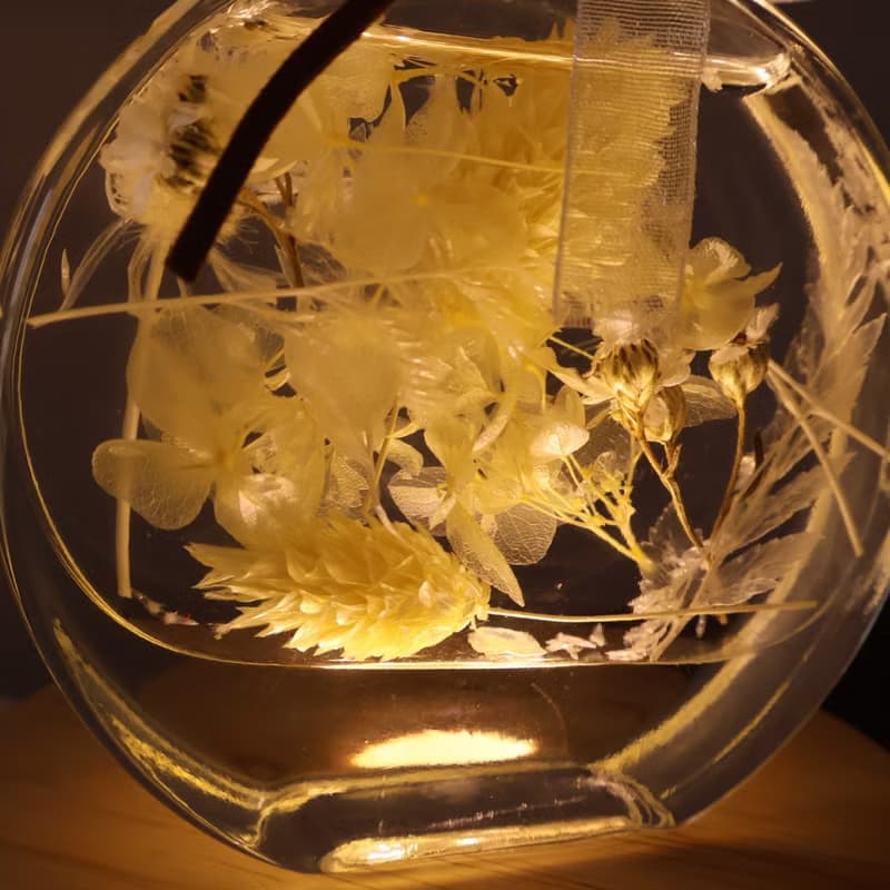 奶黃色永生花浮游花夜燈 畢業 生日 情人節週年禮物