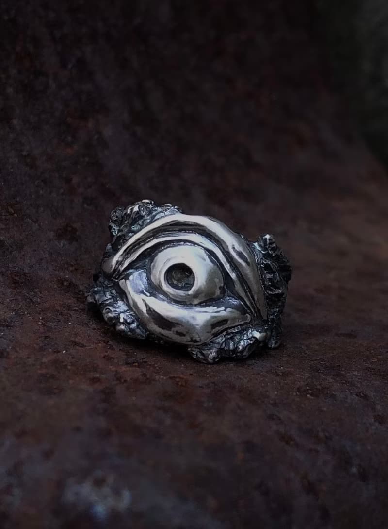 監視耳骨夾 Oversee ear cuff