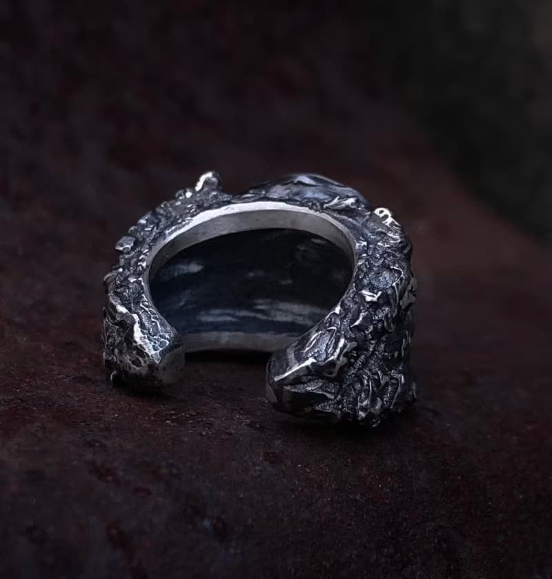 監視耳骨夾 Oversee ear cuff