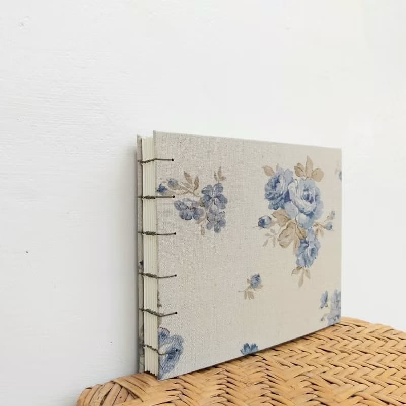 【現貨】藍色妖姬 玫瑰 科普特線裝書 空白手工筆記本 手帳 禮物