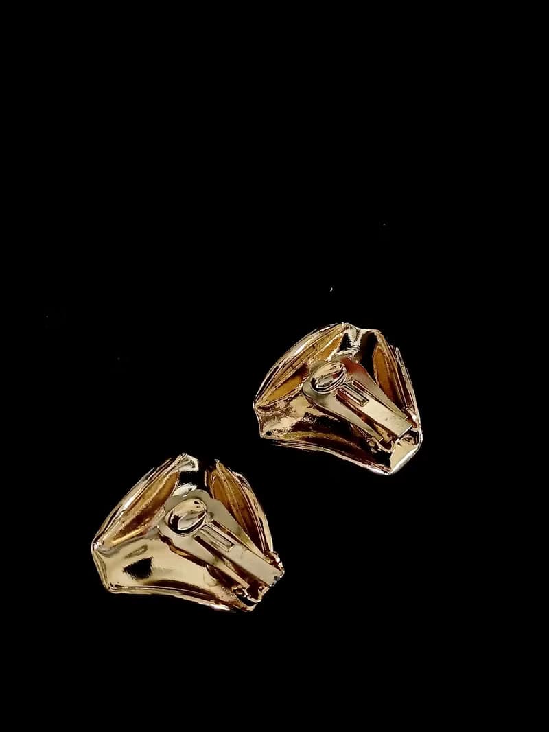 vintage jewelry  古董淡金色網格夾式耳環