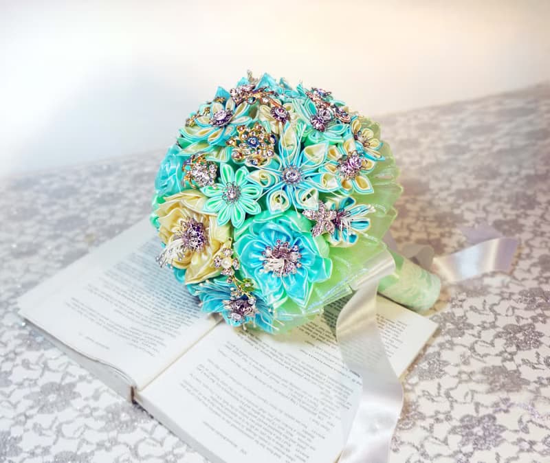 珠寶捧花神話系 春神降臨純手工緞帶花束(精美禮盒)