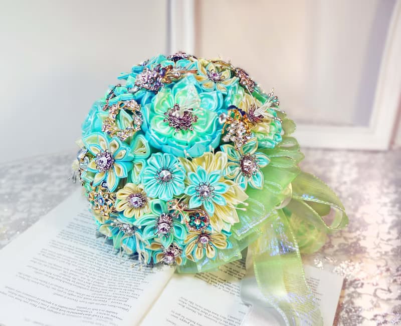 珠寶捧花神話系 春神降臨純手工緞帶花束(精美禮盒)