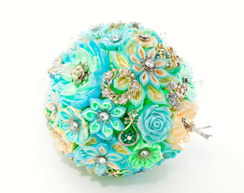 珠寶捧花神話系 春神降臨純手工緞帶花束(精美禮盒)