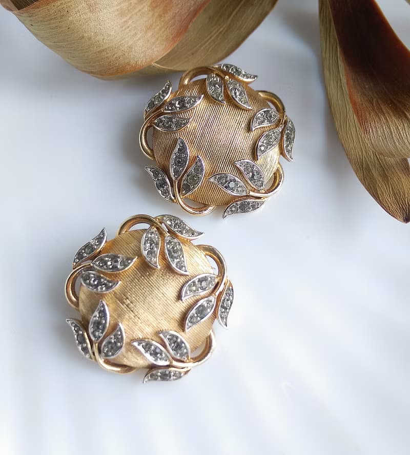 Vintage Jewelry 西洋古董飾品 Trifari Garden of Eden 夾式耳環