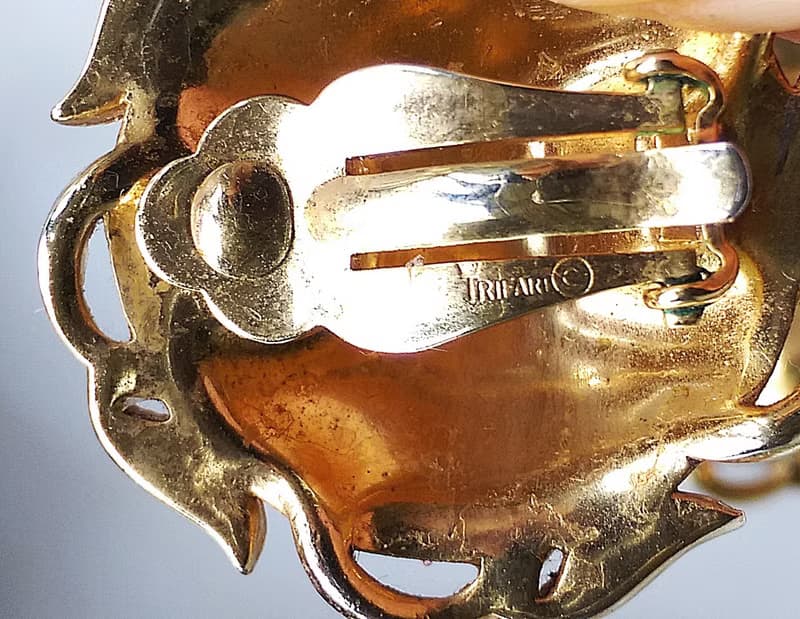 Vintage Jewelry 西洋古董飾品 Trifari Garden of Eden 夾式耳環