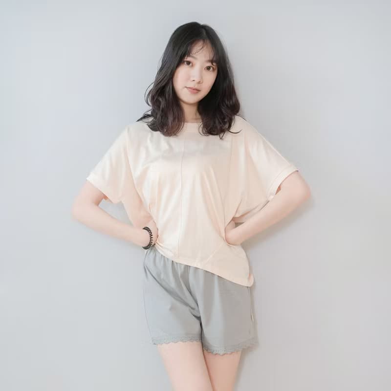 UMORFIL膠原蛋白不規則短袖居家服-卡其