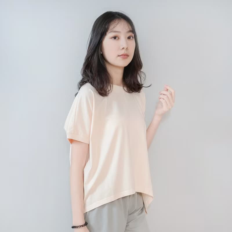 UMORFIL膠原蛋白不規則短袖居家服-卡其