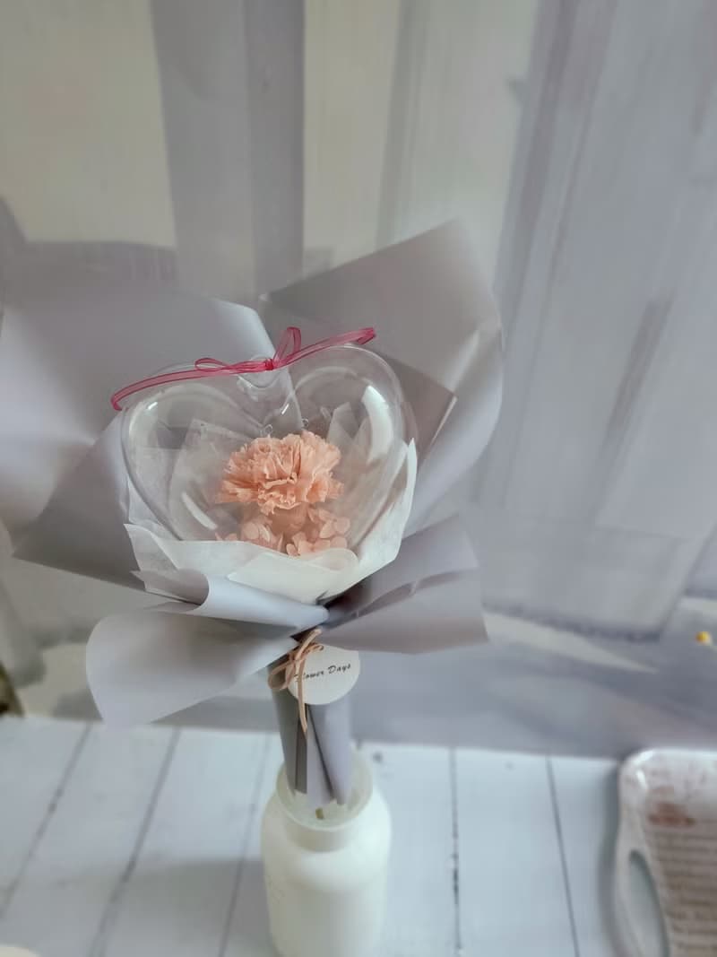 現貨~永生花束- 愛心魔法棒  母親節康乃馨