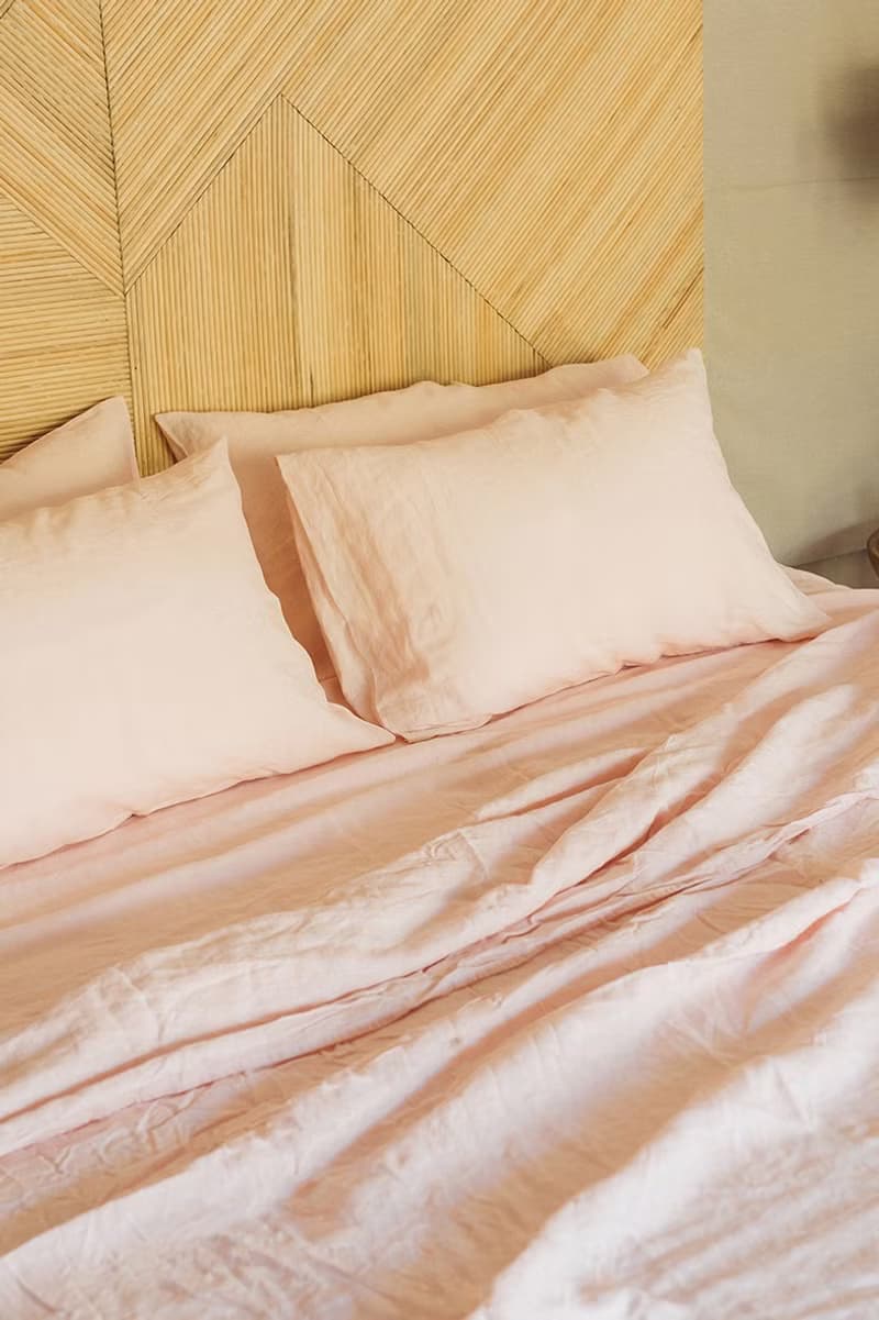 Blush pink linen fitted sheet / Softened linen bed sheet / Deep pocket
