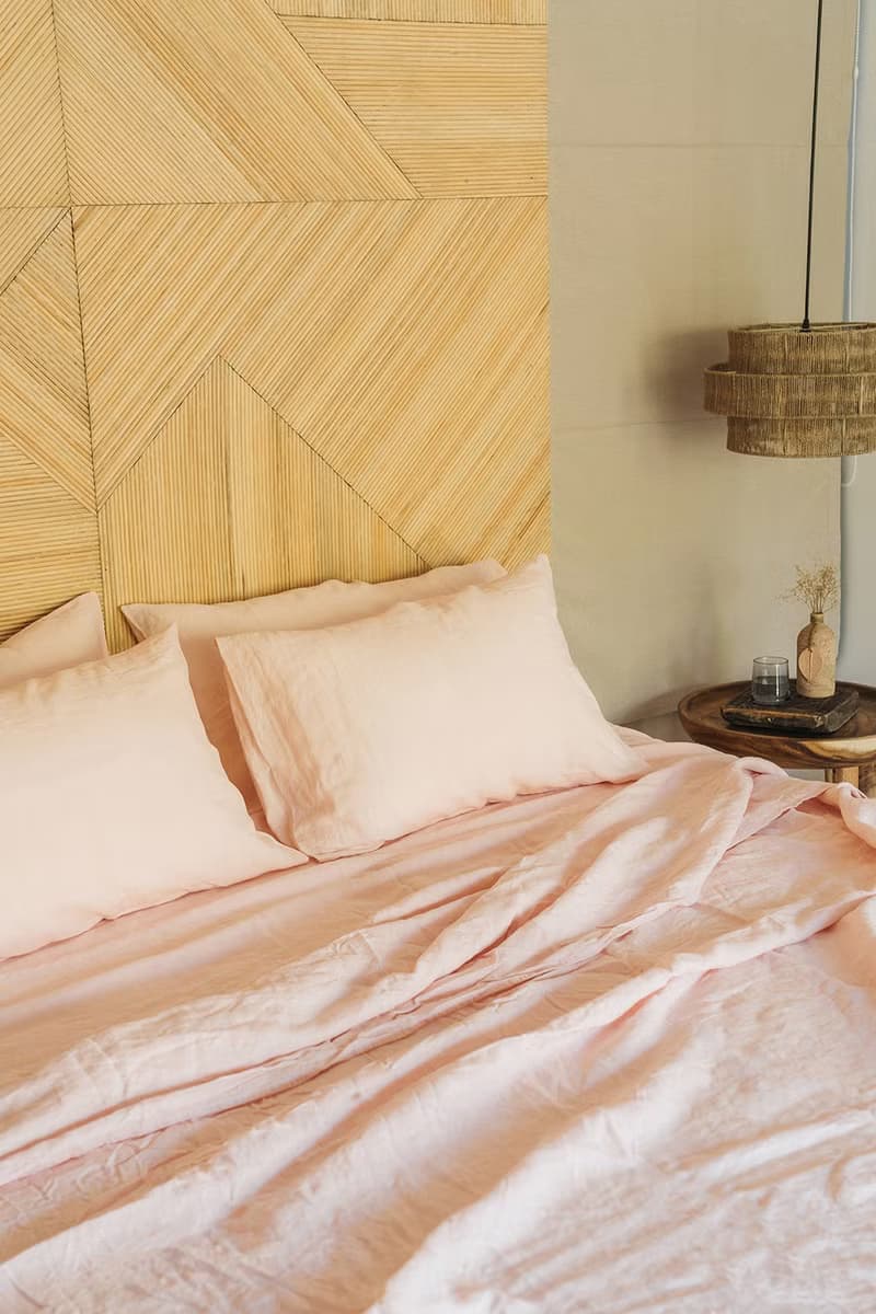 Blush pink linen fitted sheet / Softened linen bed sheet / Deep pocket