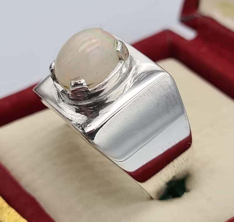 Beautiful Opal Ring Unisex White Opal Stone Jewelry Valentine Day Gift For Him N
