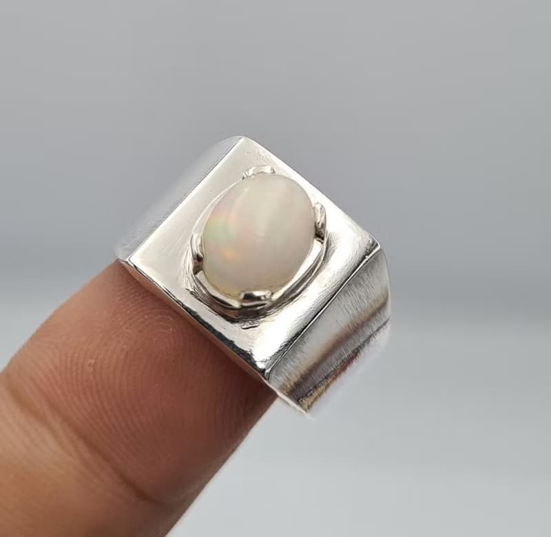 Beautiful Opal Ring Unisex White Opal Stone Jewelry Valentine Day Gift For Him N
