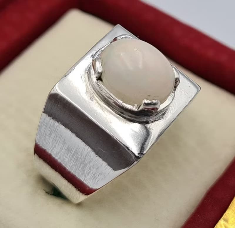 Beautiful Opal Ring Unisex White Opal Stone Jewelry Valentine Day Gift For Him N