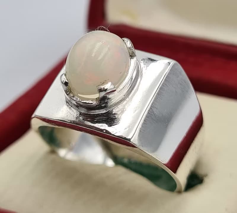 Beautiful Opal Ring Unisex White Opal Stone Jewelry Valentine Day Gift For Him N