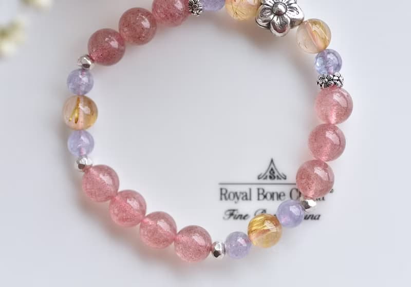 草莓晶+丹泉石+鈦晶+花朵純銀水晶手鍊